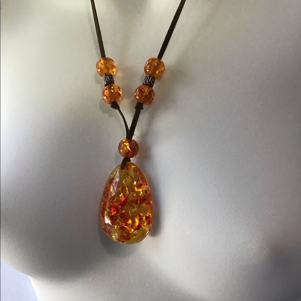 Beautiful fall colored necklace